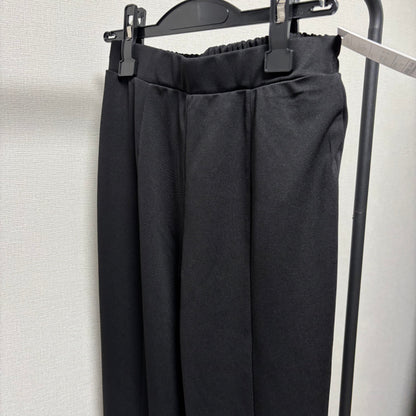 スリットパールデザインテーパードパンツ