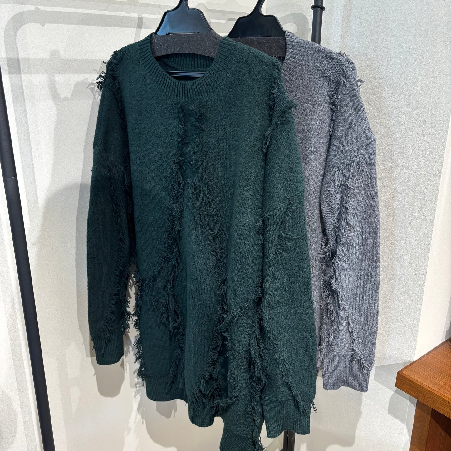 フリンジ柄ニット