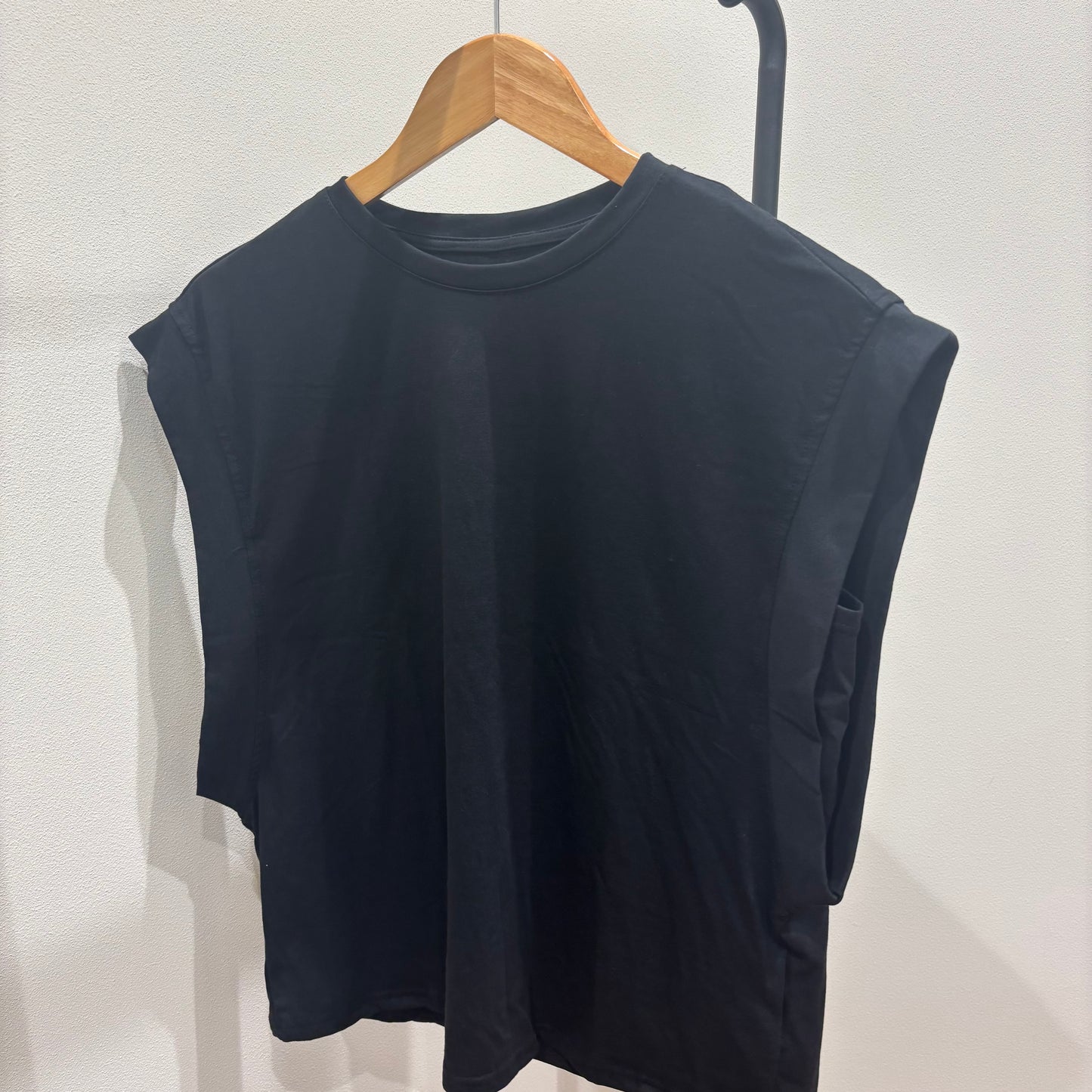 デザインカットスリーブTシャツ