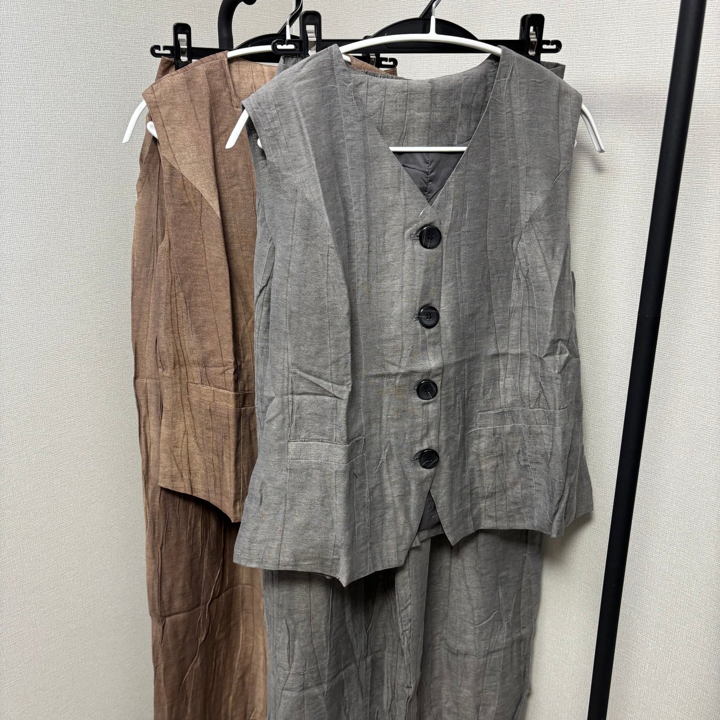ワッシャー加工ベスト＆ワイドパンツセット [each]