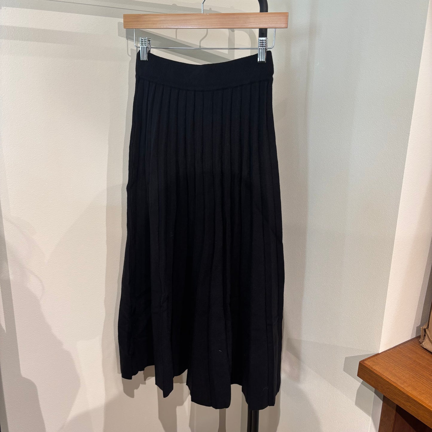 プリーツニットスカート