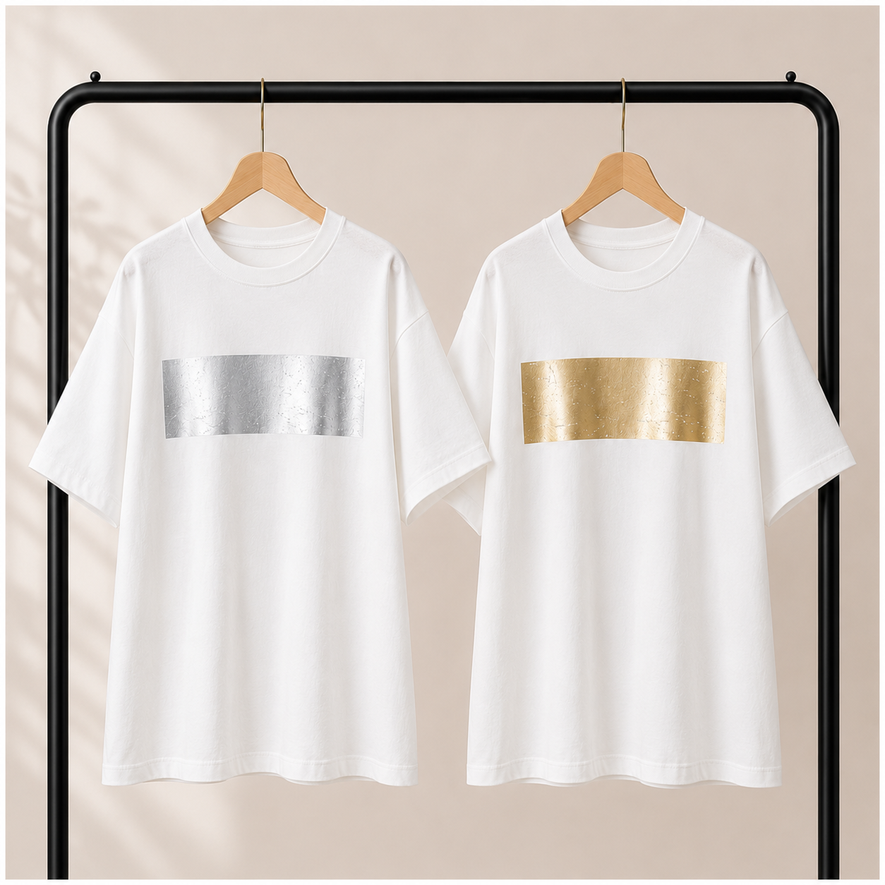 箔プリント半袖Tシャツ