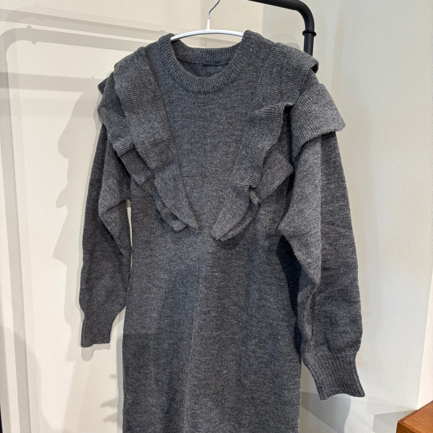 レイヤードフリルワンピース