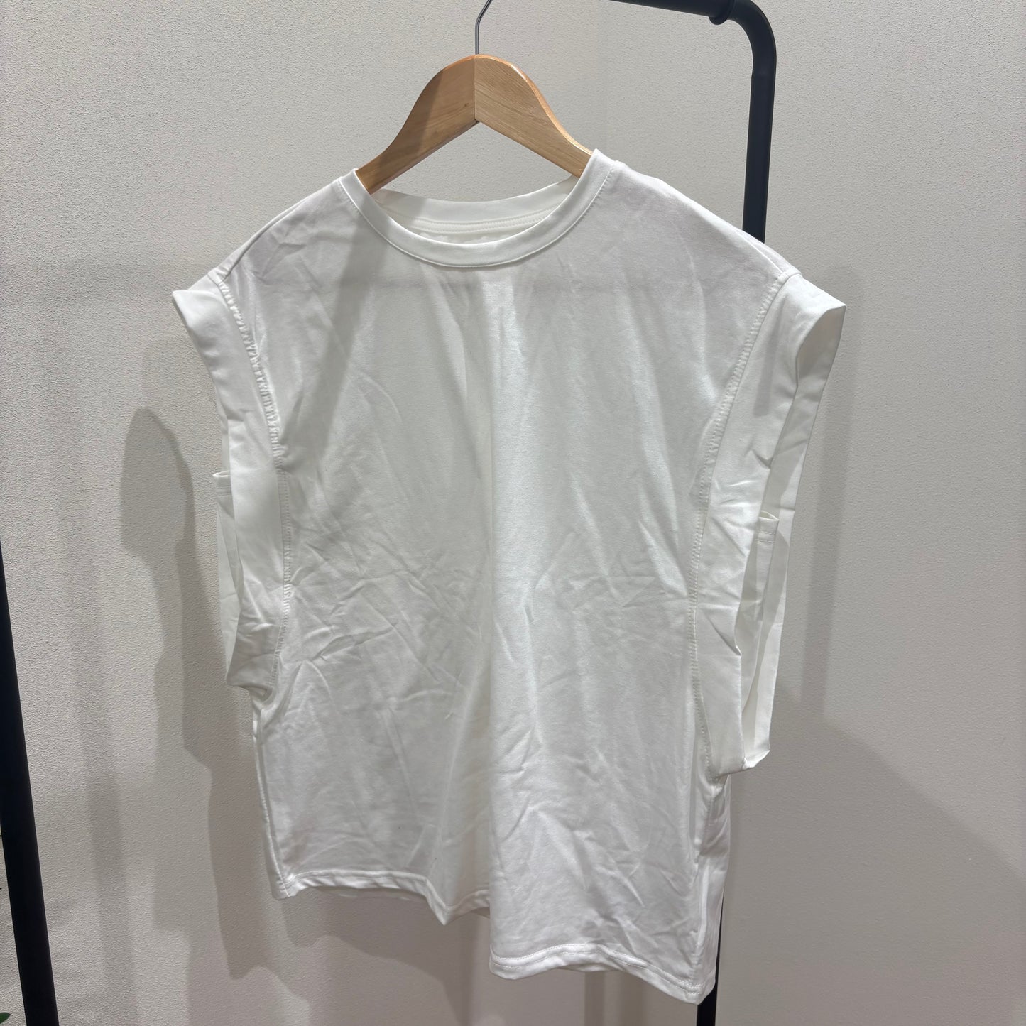 デザインカットスリーブTシャツ